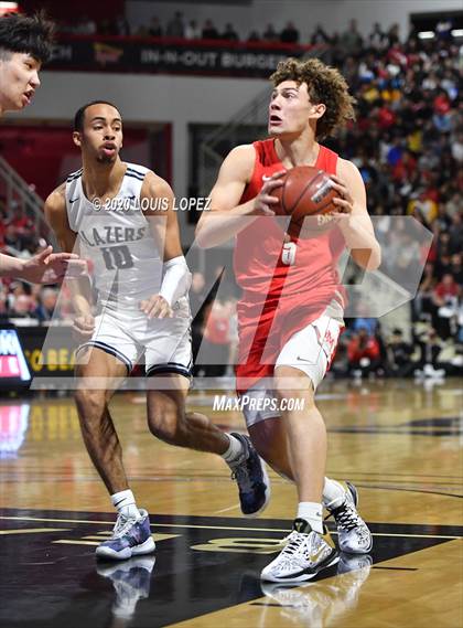 Thumbnail 2 in Sierra Canyon vs. Mater Dei (CIF SS Open DIV Final) photogallery.