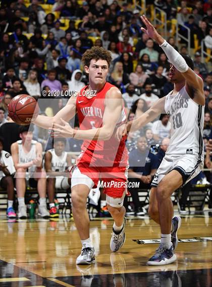 Thumbnail 1 in Sierra Canyon vs. Mater Dei (CIF SS Open DIV Final) photogallery.