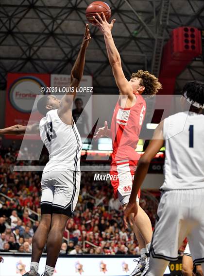 Thumbnail 2 in Sierra Canyon vs. Mater Dei (CIF SS Open DIV Final) photogallery.