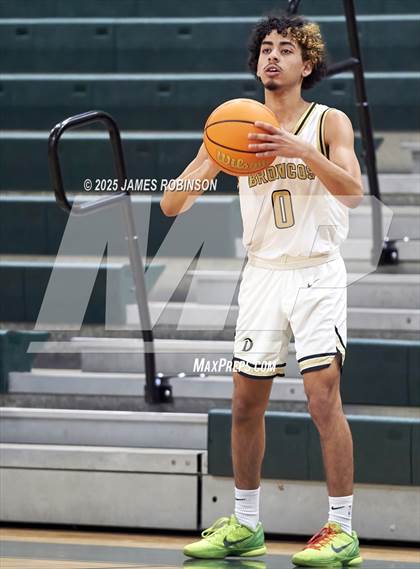 Thumbnail 1 in South Dade vs Davenport (Battle on the Island) photogallery.