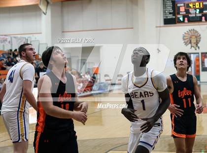 Thumbnail 3 in Tyler HEAT vs Brownsboro photogallery.