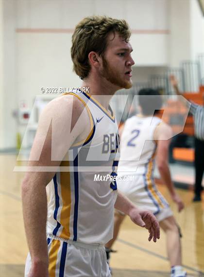 Thumbnail 1 in Tyler HEAT vs Brownsboro photogallery.