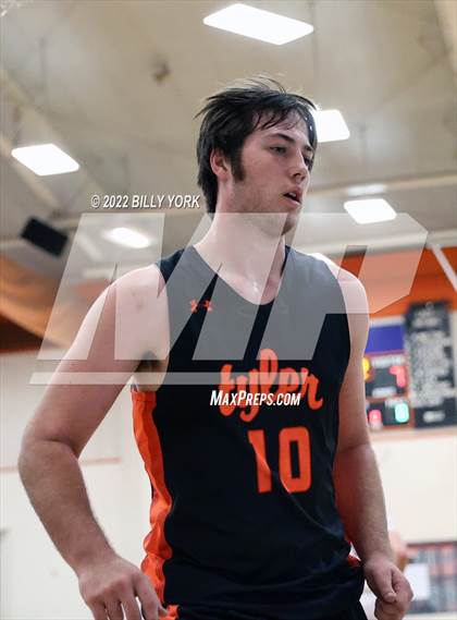 Thumbnail 1 in Tyler HEAT vs Brownsboro photogallery.