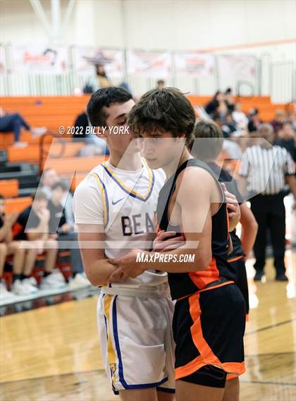 Thumbnail 1 in Tyler HEAT vs Brownsboro photogallery.