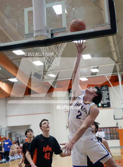 Thumbnail 2 in Tyler HEAT vs Brownsboro photogallery.