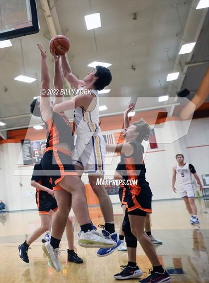 Thumbnail 2 in Tyler HEAT vs Brownsboro photogallery.