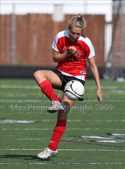 Thumbnail 3 in Chatfield vs. Fairview (5A Semifinals) photogallery.