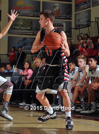 Thumbnail 2 in Grants vs. Rancho Mirage (MaxPreps Holiday Classic Design Pro Championship) photogallery.