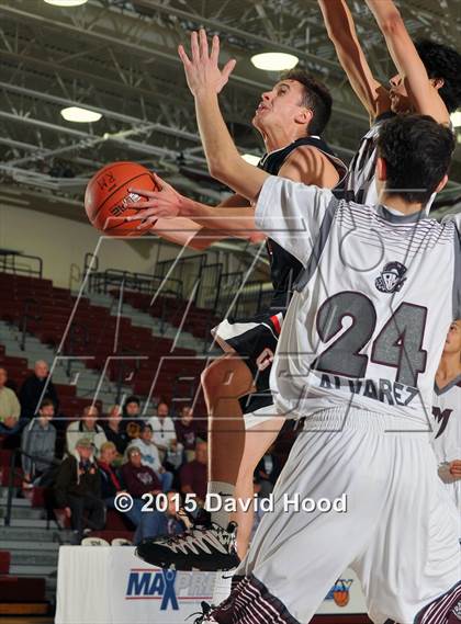 Thumbnail 2 in Grants vs. Rancho Mirage (MaxPreps Holiday Classic Design Pro Championship) photogallery.