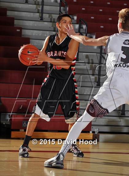Thumbnail 1 in Grants vs. Rancho Mirage (MaxPreps Holiday Classic Design Pro Championship) photogallery.
