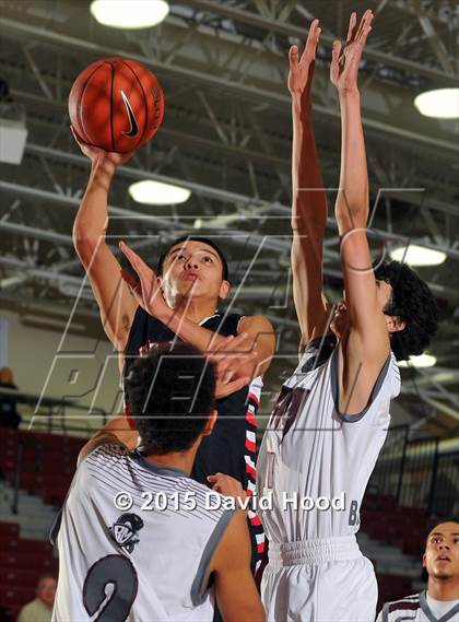 Thumbnail 1 in Grants vs. Rancho Mirage (MaxPreps Holiday Classic Design Pro Championship) photogallery.