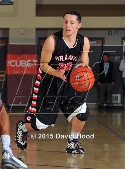 Thumbnail 3 in Grants vs. Rancho Mirage (MaxPreps Holiday Classic Design Pro Championship) photogallery.