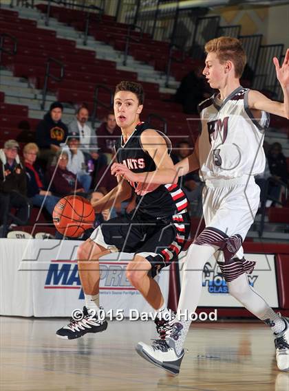 Thumbnail 2 in Grants vs. Rancho Mirage (MaxPreps Holiday Classic Design Pro Championship) photogallery.