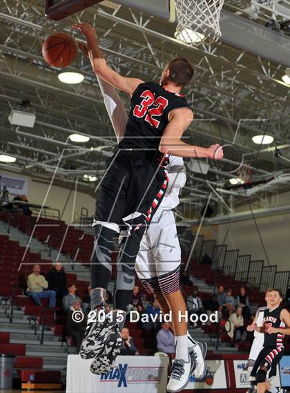 Thumbnail 3 in Grants vs. Rancho Mirage (MaxPreps Holiday Classic Design Pro Championship) photogallery.