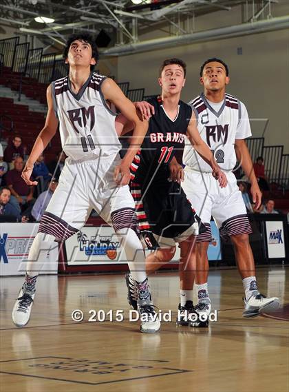 Thumbnail 3 in Grants vs. Rancho Mirage (MaxPreps Holiday Classic Design Pro Championship) photogallery.