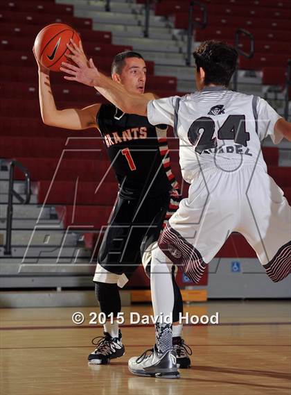 Thumbnail 2 in Grants vs. Rancho Mirage (MaxPreps Holiday Classic Design Pro Championship) photogallery.