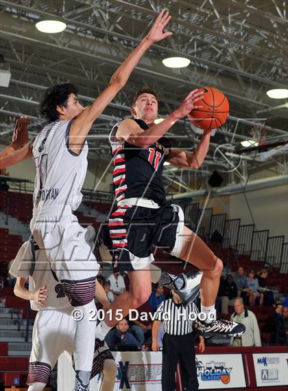 Thumbnail 1 in Grants vs. Rancho Mirage (MaxPreps Holiday Classic Design Pro Championship) photogallery.