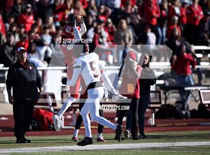 Thumbnail 3 in Pomona @ Regis Jesuit (CHSAA 5A Quarterfinal) photogallery.