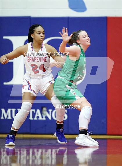 Thumbnail 1 in Azle vs Grapevine photogallery.