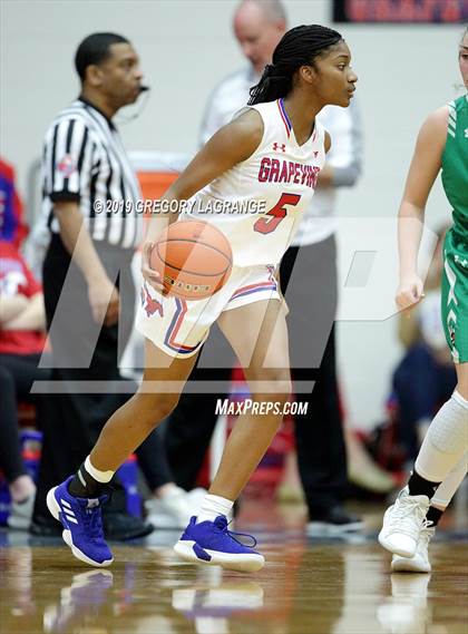 Thumbnail 3 in Azle vs Grapevine photogallery.
