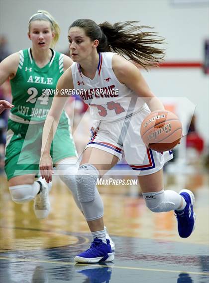 Thumbnail 3 in Azle vs Grapevine photogallery.