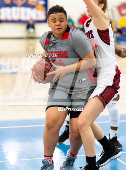 Thumbnail 2 in Sacred Heart Prep vs. Seaside (CIF CCS D4 Championship) photogallery.