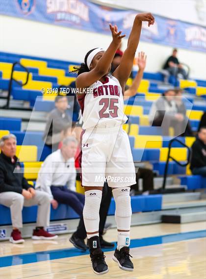 Thumbnail 3 in Sacred Heart Prep vs. Seaside (CIF CCS D4 Championship) photogallery.