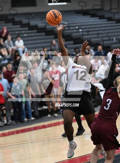 Thumbnail 2 in First Baptist vs. Tabernacle Christian photogallery.