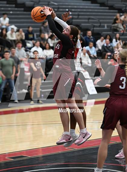Thumbnail 3 in First Baptist vs. Tabernacle Christian photogallery.
