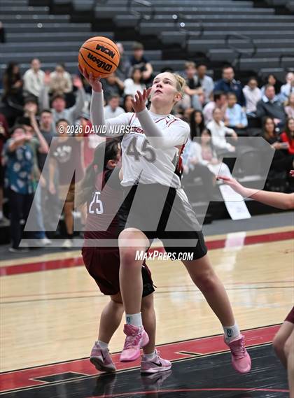 Thumbnail 2 in First Baptist vs. Tabernacle Christian photogallery.