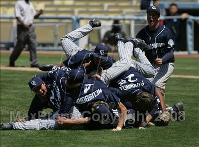 Thumbnail 2 in Narbonne vs. Chatsworth (CIF LA City Section Final) photogallery.
