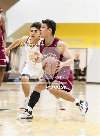 Thumbnail 3 in Cupertino v Palma (Joe Schram Holiday Tournament) photogallery.