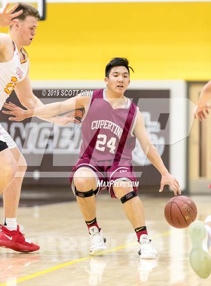 Thumbnail 3 in Cupertino v Palma (Joe Schram Holiday Tournament) photogallery.