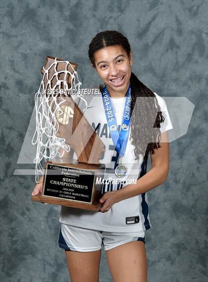 Thumbnail 1 in Marin Catholic (CIF State D3 Awards) photogallery.