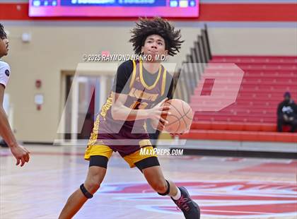 Thumbnail 3 in Lawrence Central vs. Bloomington North photogallery.
