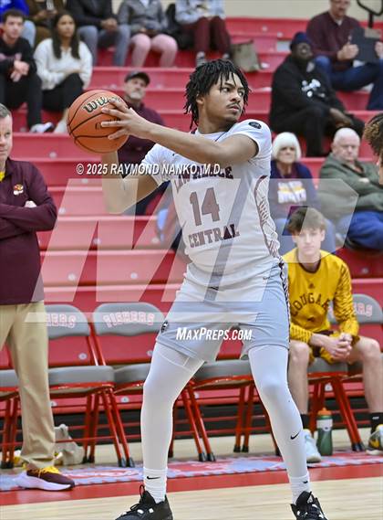 Thumbnail 2 in Lawrence Central vs. Bloomington North photogallery.