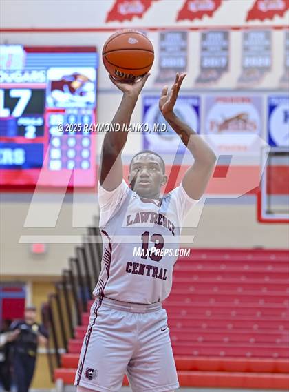 Thumbnail 2 in Lawrence Central vs. Bloomington North photogallery.