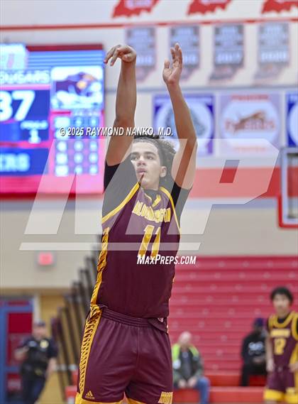 Thumbnail 2 in Lawrence Central vs. Bloomington North photogallery.