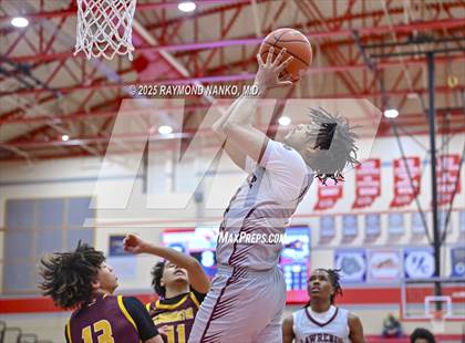 Thumbnail 1 in Lawrence Central vs. Bloomington North photogallery.