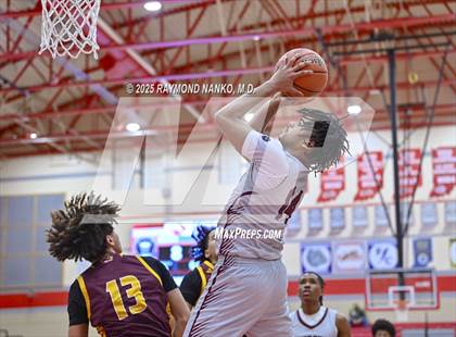 Thumbnail 2 in Lawrence Central vs. Bloomington North photogallery.