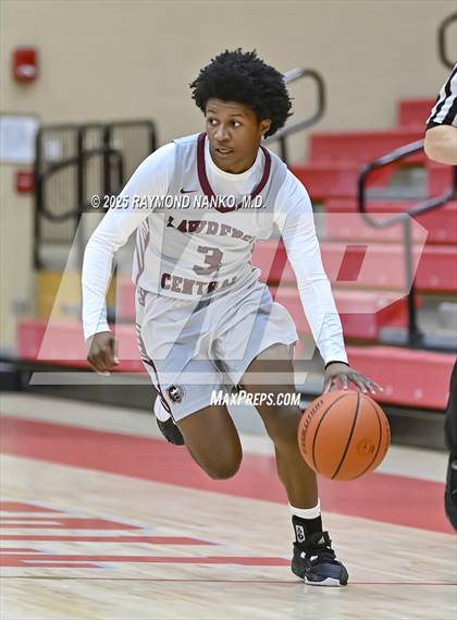 Thumbnail 2 in Lawrence Central vs. Bloomington North photogallery.