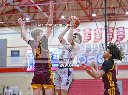 Thumbnail 3 in Lawrence Central vs. Bloomington North photogallery.