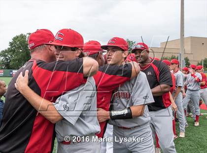 Thumbnail 3 in Langham Creek vs Deer Park (UIL 6A Regional Final) photogallery.