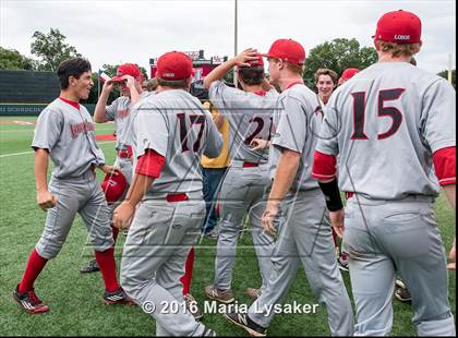 Thumbnail 3 in Langham Creek vs Deer Park (UIL 6A Regional Final) photogallery.