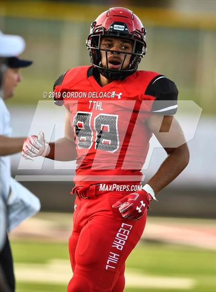 Thumbnail 3 in Cedar Hill Spring Game photogallery.