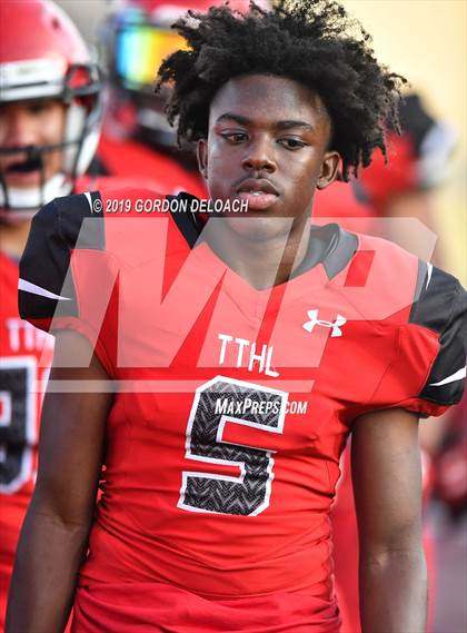 Thumbnail 1 in Cedar Hill Spring Game photogallery.