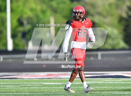Thumbnail 3 in Cedar Hill Spring Game photogallery.