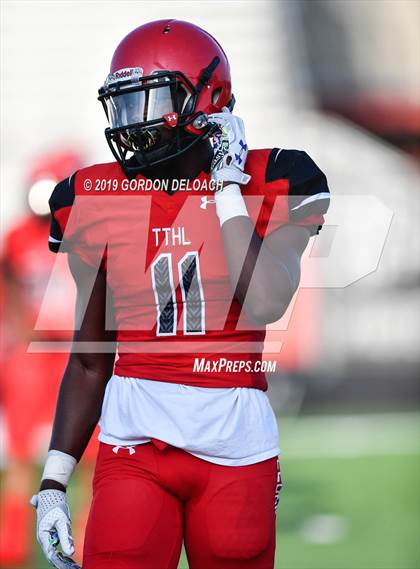 Thumbnail 2 in Cedar Hill Spring Game photogallery.