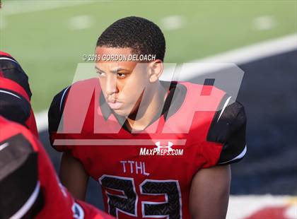 Thumbnail 1 in Cedar Hill Spring Game photogallery.