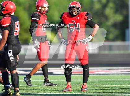 Thumbnail 2 in Cedar Hill Spring Game photogallery.